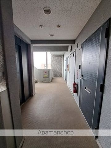 グラビスコート西原の内装写真