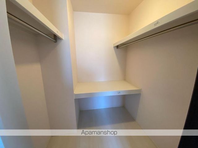 シャインポート屋島IV A棟の内装写真