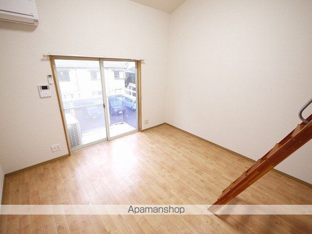 スカイスクレーパーの内装写真