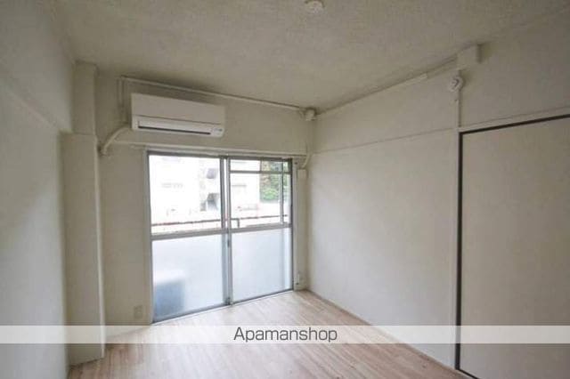 ビレッジハウス万富2号棟の内装写真