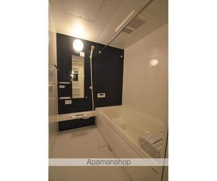 東京都三鷹市野崎４丁目[2SLDK/66.24m2]のバス