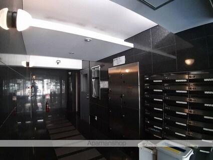 広島県広島市中区竹屋町[1K/24m2]のエントランス3