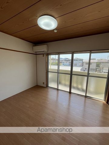 コスモハイツ高須の内装写真