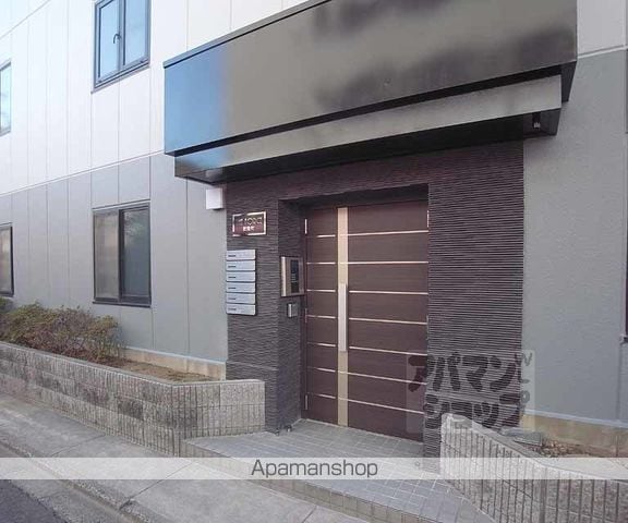 フォース肥後町の玄関写真
