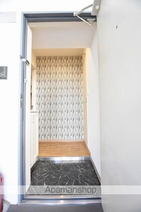 プレシャスタイム亀井町[1LDK/31.68m2]の玄関