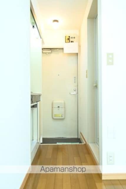 メトリブ三軒茶屋[1R/14m2]の玄関2