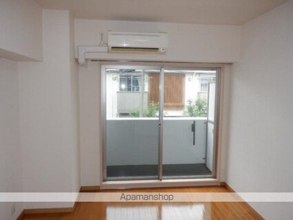 ドルチェ東京赤羽[1K/25.46m2]のリビング・居間2