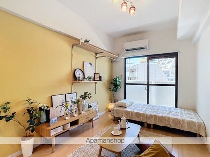 神奈川県横浜市鶴見区鶴見中央５丁目[1R/19.11m2]のリビング・居間1