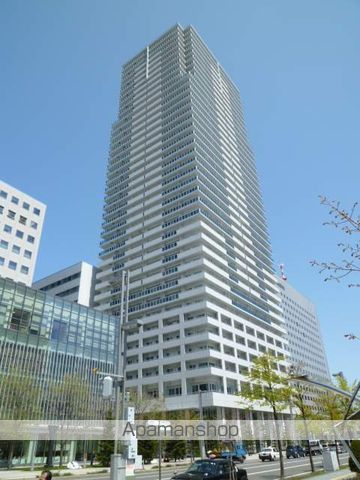8・3スクエア ディーグラフォート札幌ステーションタワーの外観写真