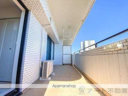 空港中央ビル[4LDK/78.48m2]のバルコニー