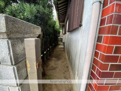 牟礼町原　西川借家[4LDK/86.94m2]の共用部3