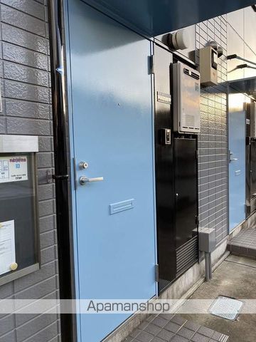 レオパレスアルカンシェルの玄関写真