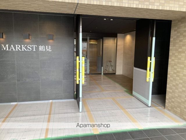 LUMINOUS鶴見の玄関写真