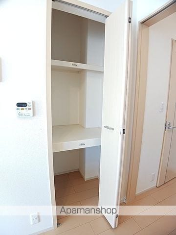 クレードルIIの内装写真
