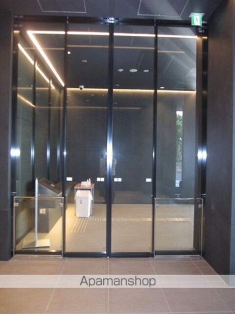ローレルタワールネ浜松町[1R/25.29m2]のエントランス
