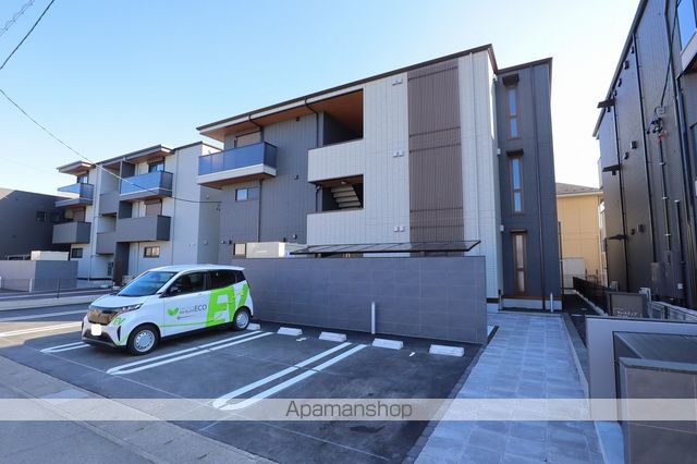 セレスティア本荘中ノ町 B