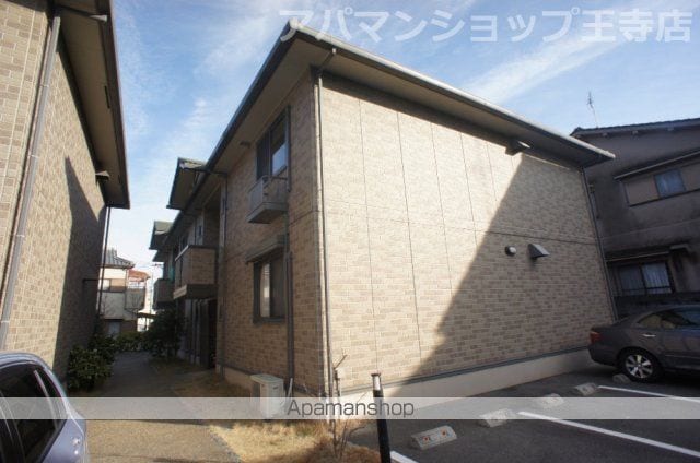 グリーンフィールドの玄関写真