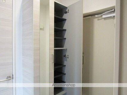 ボヌールＩＩ[2LDK/55.3m2]の玄関