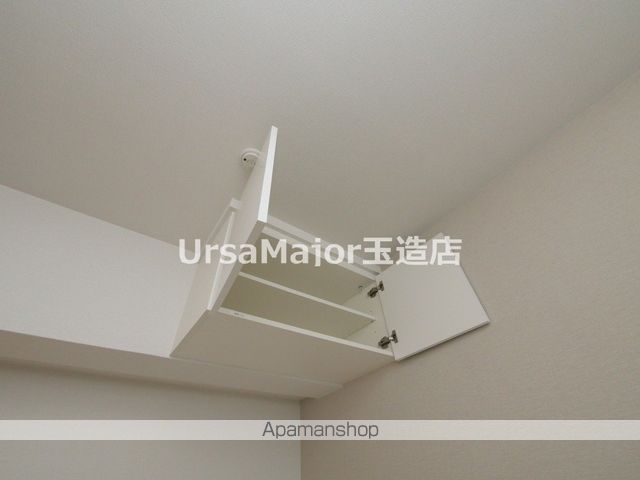 コンフォリア・リヴ大阪本町の内装写真