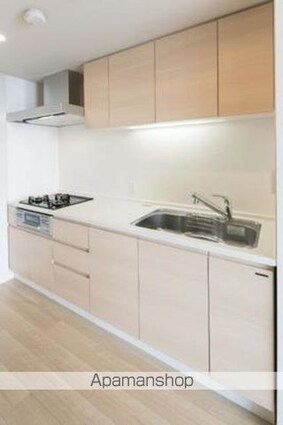 ガーデニエール砧　ＷＥＳＴ[3LDK/74.79m2]の玄関