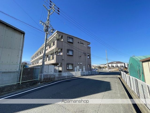モンターニュ横山の外観写真