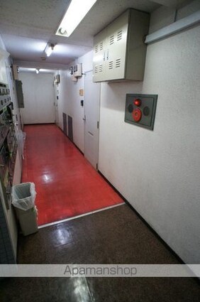 東京都新宿区新宿７丁目[1R/16.14m2]のロビー