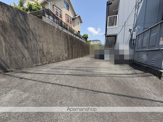 上島マンションの外観写真