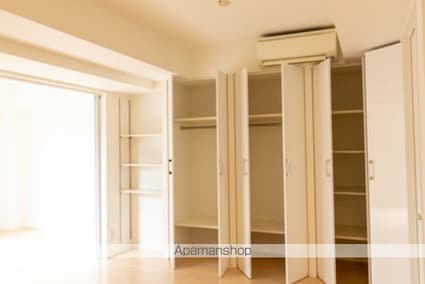 コートレアル三田綱町[1LDK/44.88m2]の収納