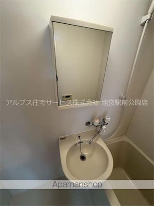 フォレストステージ上高田[1R/17m2]の洗面所