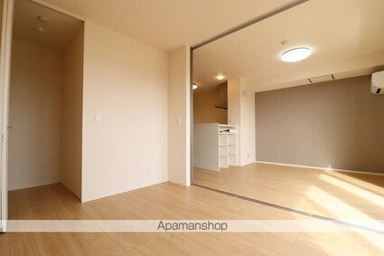 プレミアムⅩⅠ・ⅩⅡ番館　Ｂ棟[2LDK/54.7m2]のリビング・居間