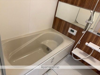 ヴィラアヴェニューセレーネ　Ａ棟[2LDK/59.65m2]のバス