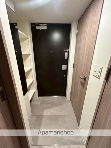 コンフォリア・リヴ博労町1丁目Qの内装写真