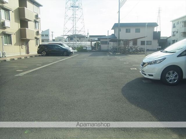 ウエストゲート[2LDK/58.37m2]の駐車場4