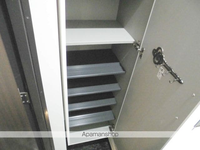 エヌエムキャラントシスの内装写真