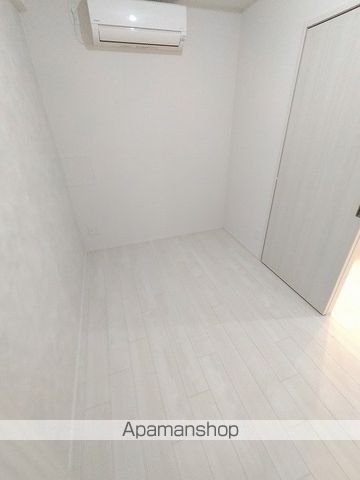 スプランディッド大阪EASTの内装写真