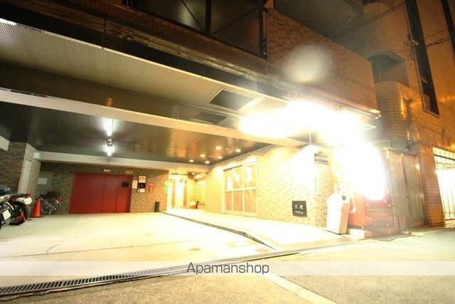 コスモプラザ新大阪の外観写真
