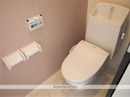 ルチェ・ソラーレ上山[2LDK/57.5m2]のトイレ