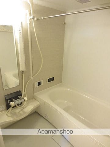 リアン トゥールの内装写真