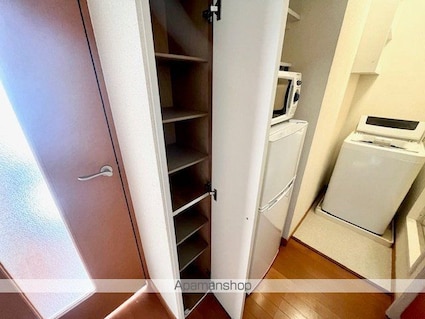 レオパレスミーティア[1K/20.28m2]の収納1