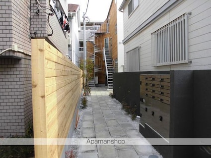 東京都杉並区高円寺南３丁目[1R/21.25m2]のエントランス2