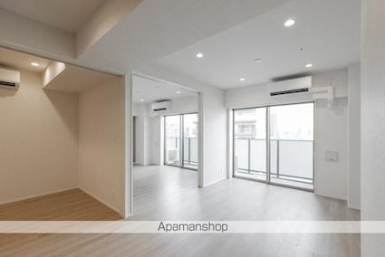 ＢＲＩＣＫ　ＲＥＳＩＤＥＮＣＥ　南青山[2LDK/60.15m2]のリビング・居間1