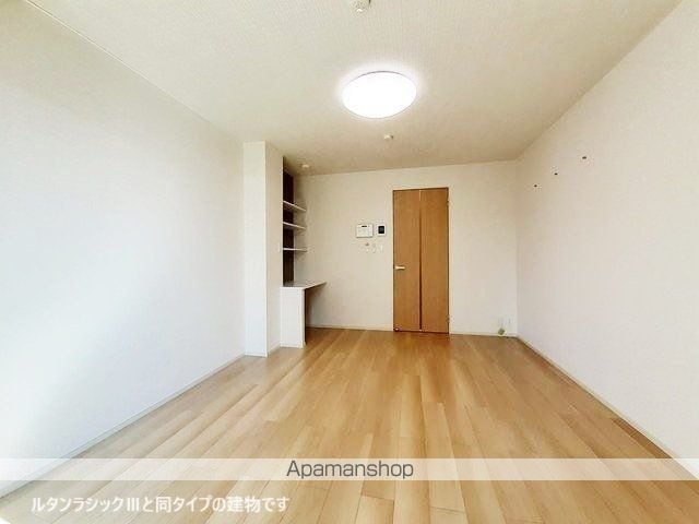 ポルト チッタの内装写真
