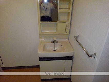 タウニー樹里Ｆ[2LDK/45.3m2]の洗面所