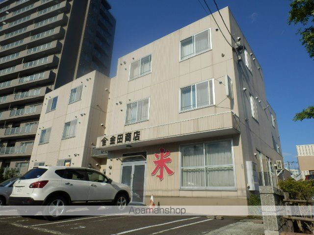 カレッジサイドいくねの外観写真