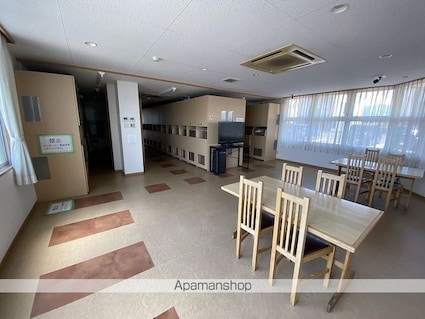 ハイムクマンド[1R/20m2]のエントランス