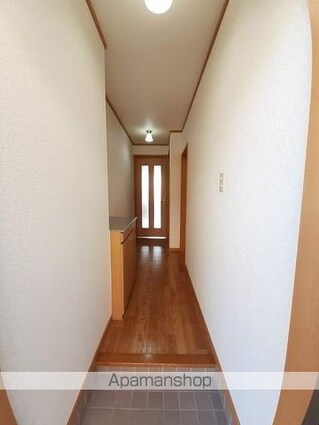 アルカディアＤ[1R/33.15m2]の玄関