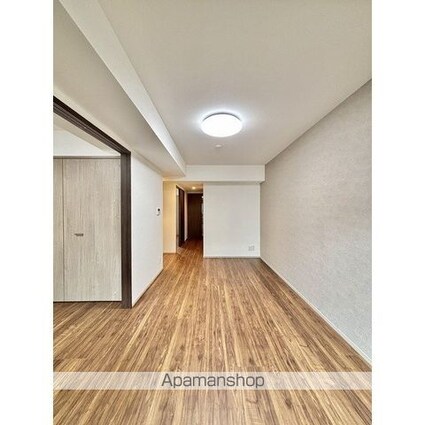 ザ・グラヴィティ新宿[2LDK/44.51m2]のリビング・居間