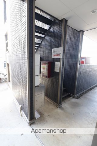 カインドネス東大和の玄関写真