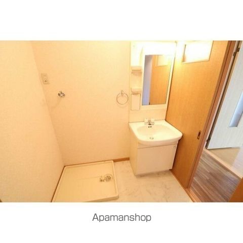 サープラス ヴィラージュAの内装写真
