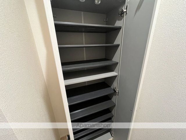 DWELL 結 ドゥウェルムスブの内装写真